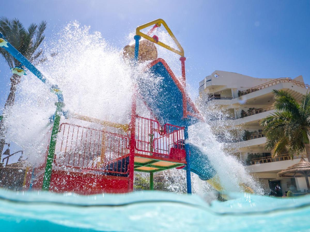 Seagull Beach Resort - Families And Couples Only Hurgada Dış mekan fotoğraf