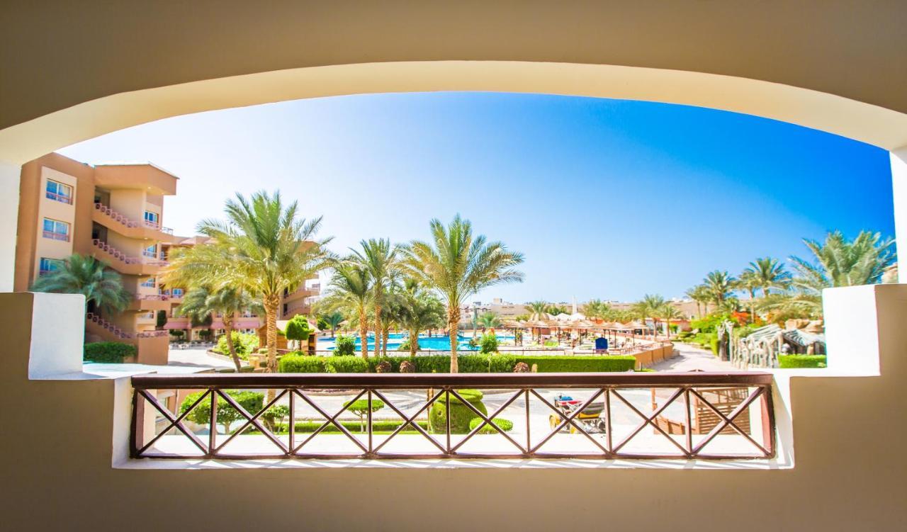 Seagull Beach Resort - Families And Couples Only Hurgada Dış mekan fotoğraf