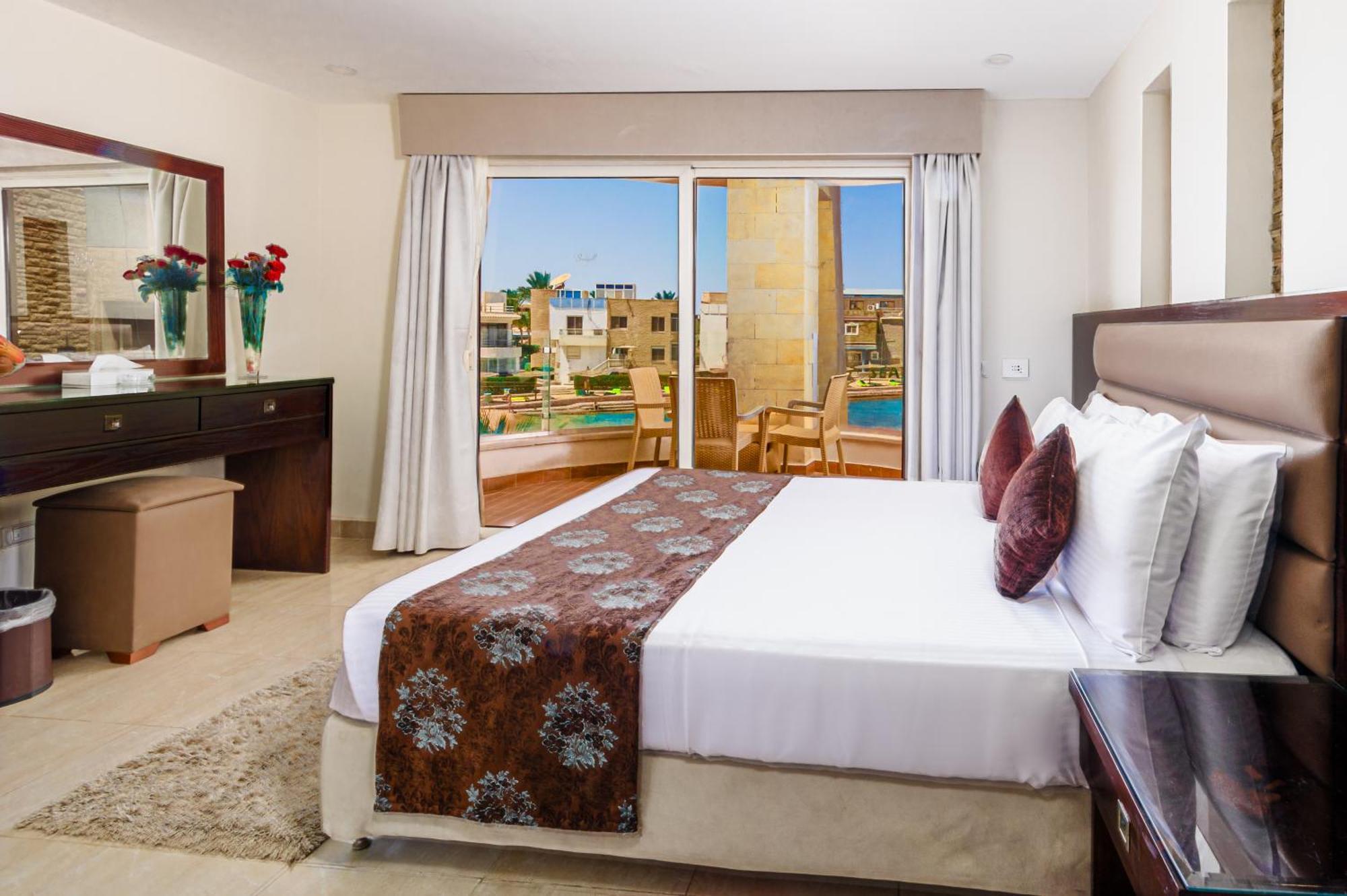 Seagull Beach Resort - Families And Couples Only Hurgada Dış mekan fotoğraf